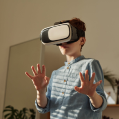 5 Virtual Reality Games Parents Can Play with Their Children